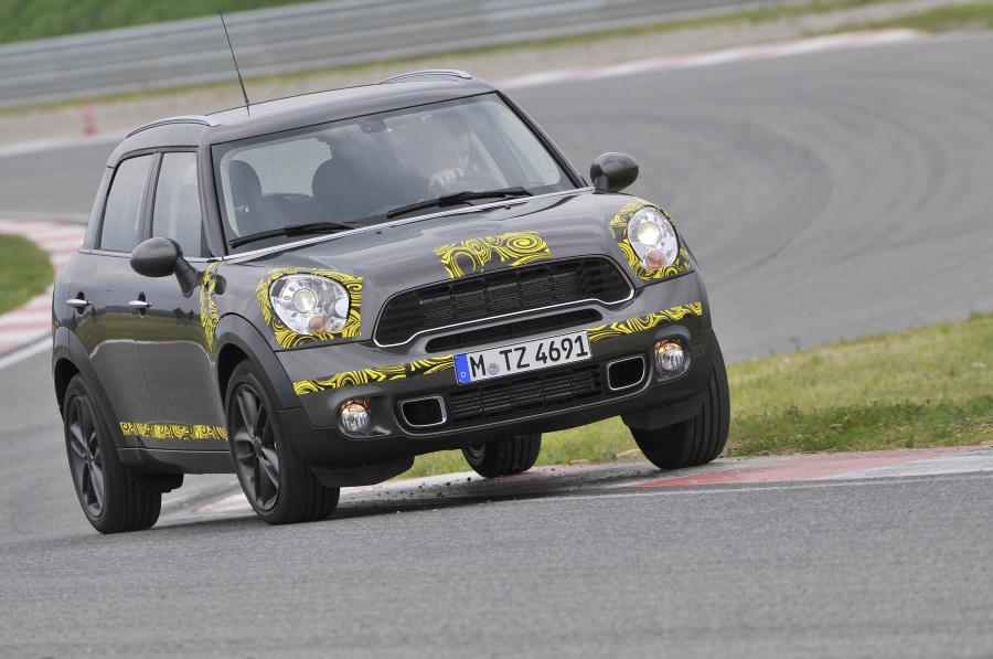  Mini Cooper Countryman 2011 года  (фото 154 из 160)